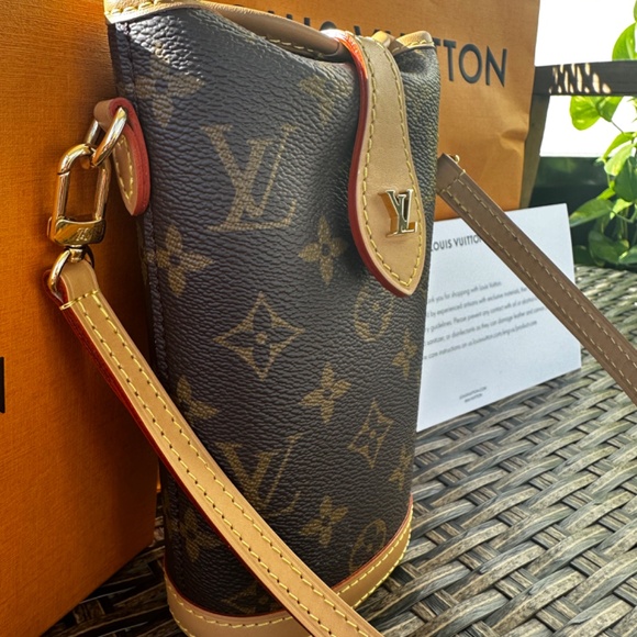 Louis Vuitton Fold Me Pouch - Original LV print - Picture 11 of 12